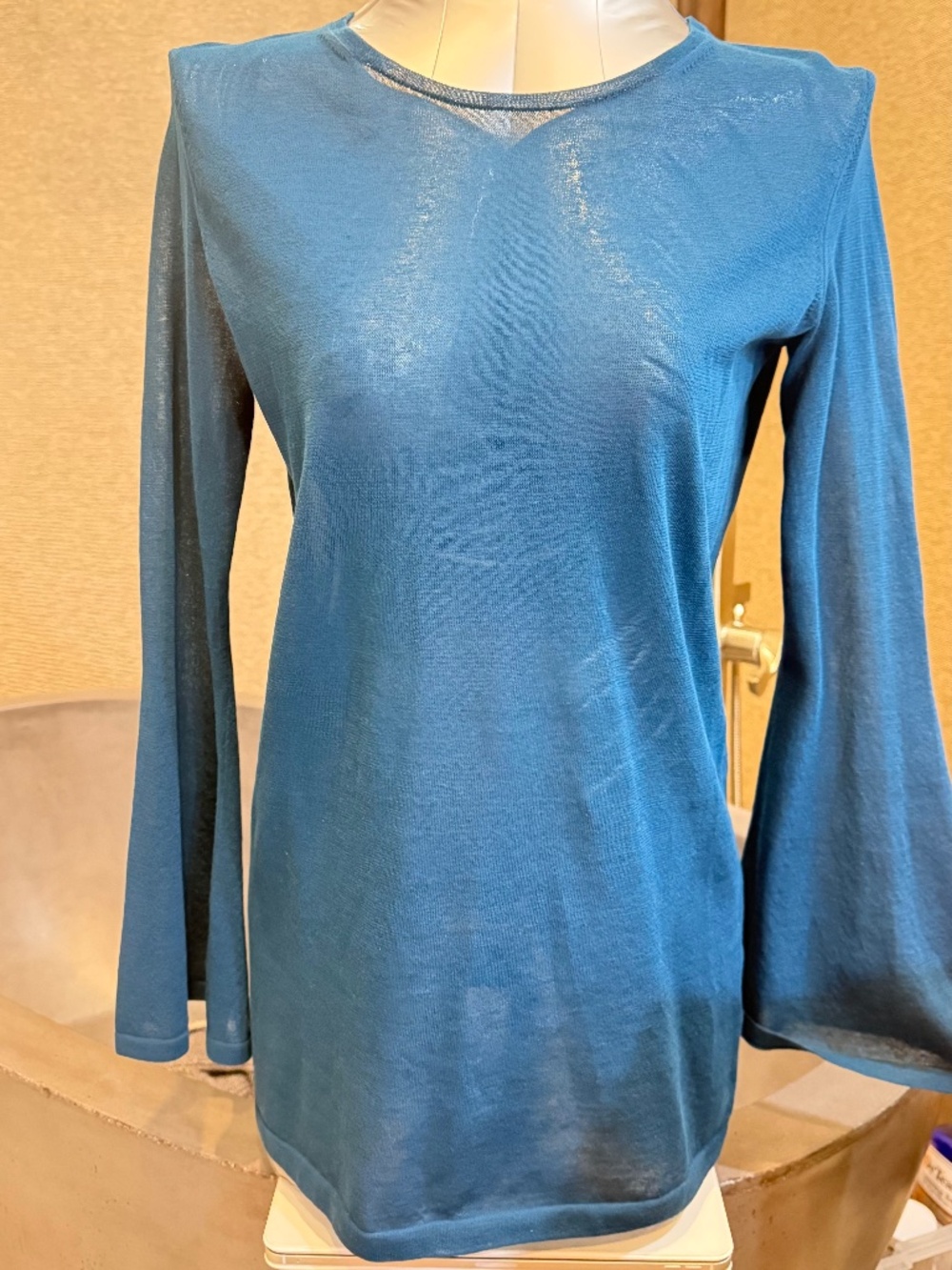 LAFAYETTE 148 FINE KNIT TOP. SIZE S